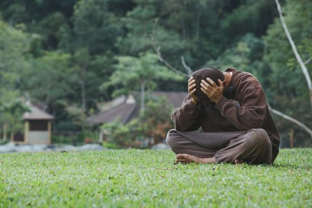 Discover the Four Emotions Scammers Use to Deceive Victims