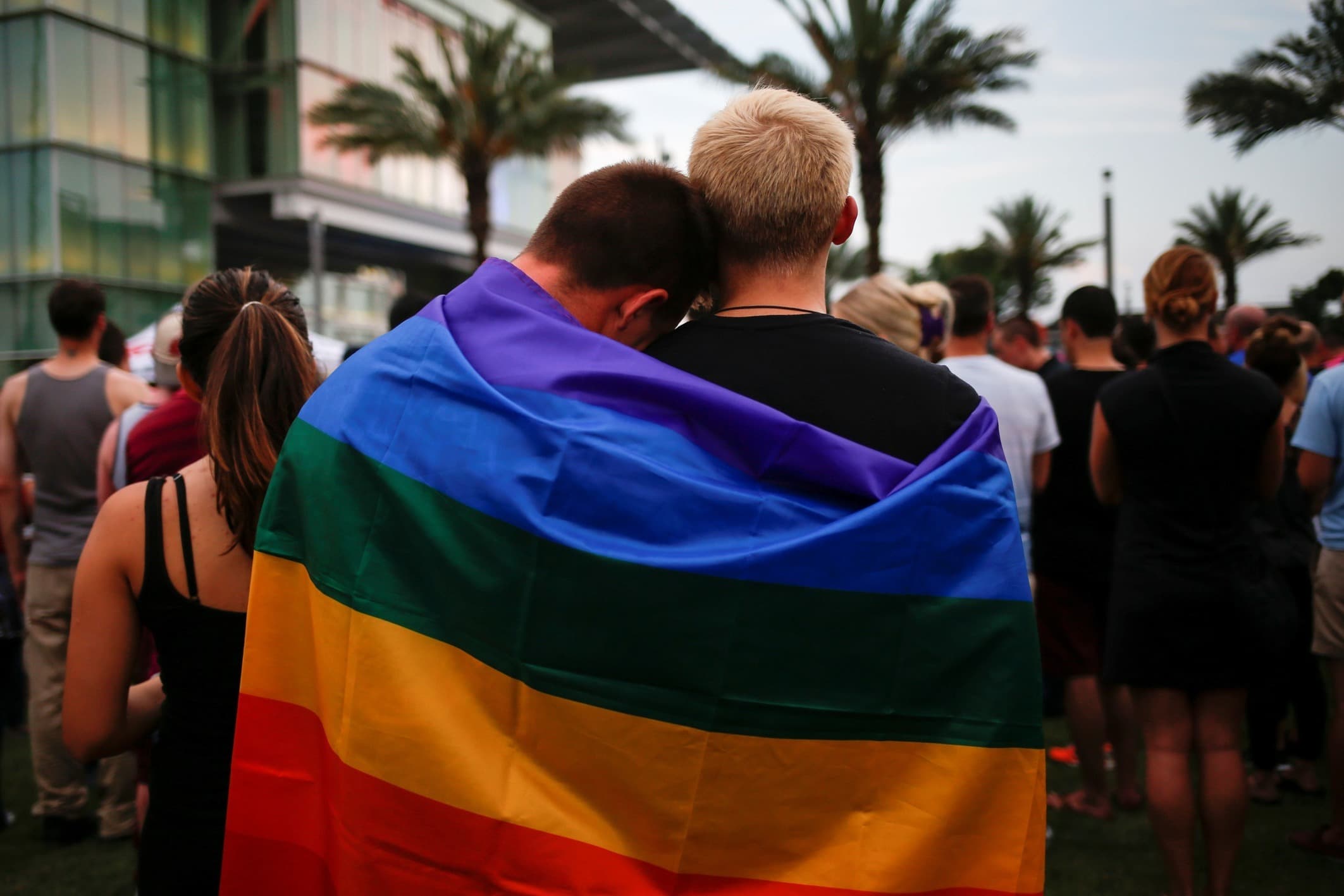 สำรวจ Fake News บนฟีดโลก เมื่อข่าวปลอมกลายเป็นเครื่องมือตีตรากลุ่ม LGBTQ+